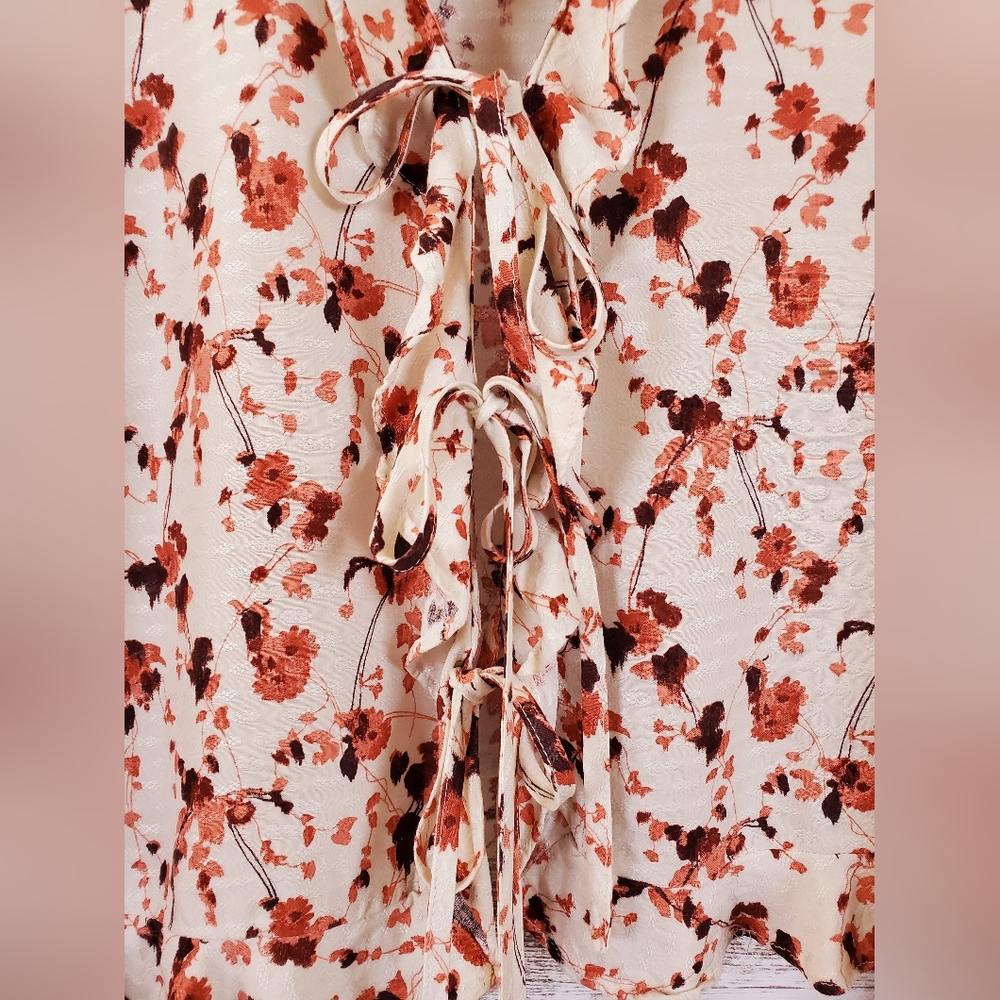 Melrose and Market Tie Front Ruffle Long Sleeve Top - Picture 5 of 9